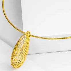 Zirkon-Silberanhänger